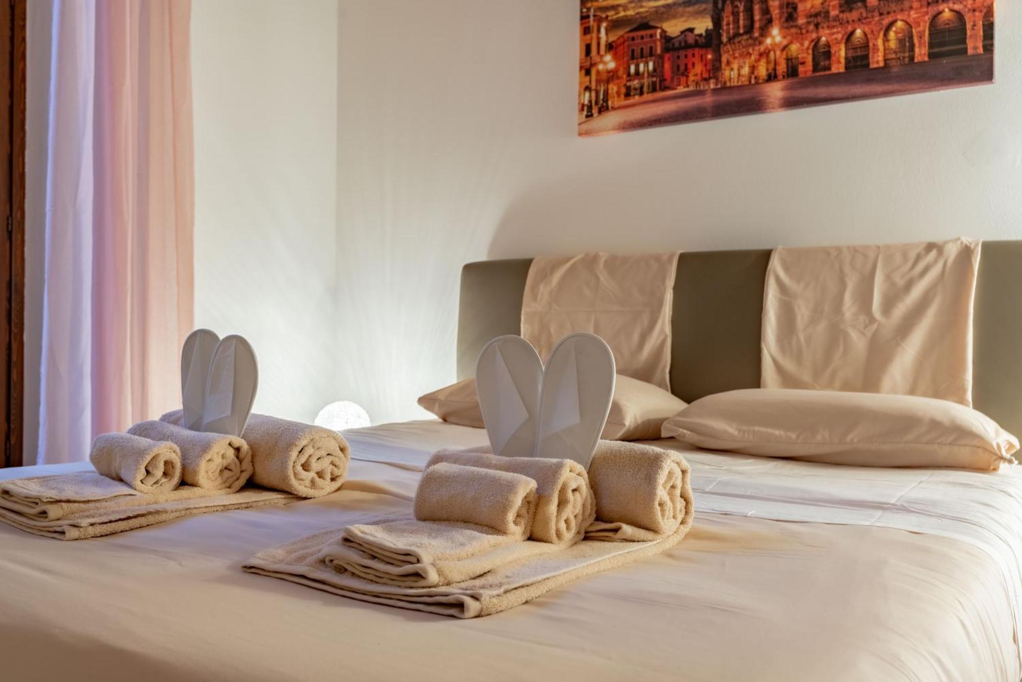 -Near Arena & Giuletta- Pet Friendly Mazzini Palace Βερόνα Εξωτερικό φωτογραφία